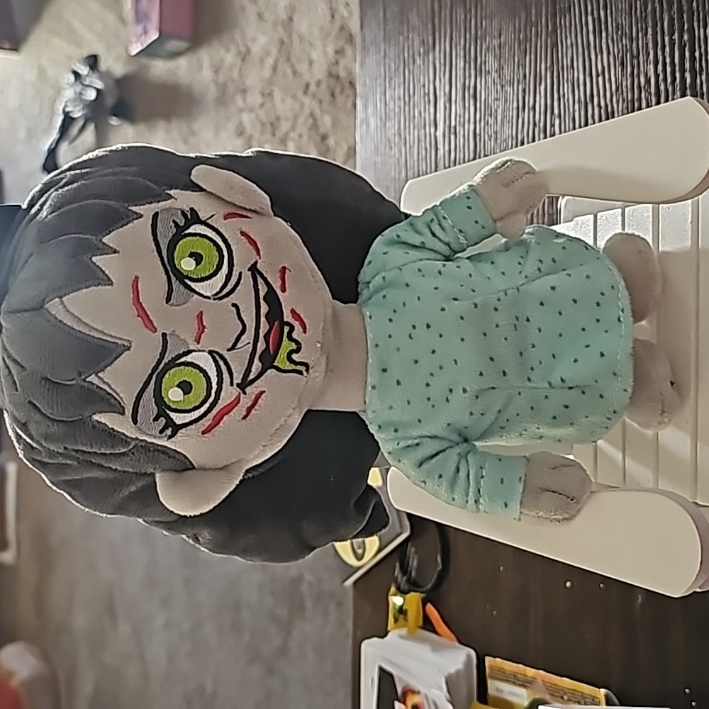 Fetch For Pets The Exorcist 9" Collectible Plush Squeaky Dog Toy NWT